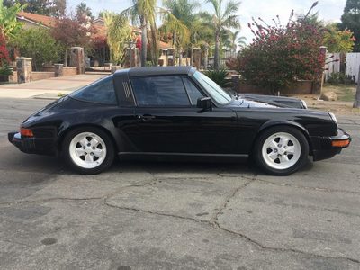 1984 Porsche 911 Carrera Euro Targa 5-speed