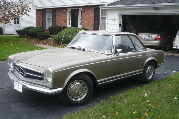 1968 Mercedes 280SL two top Roadster